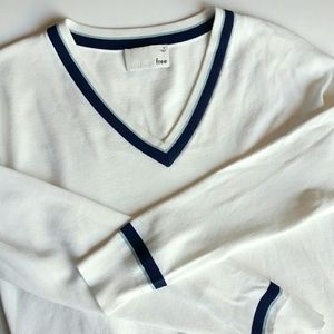 Aritzia Wilfred Free sweater